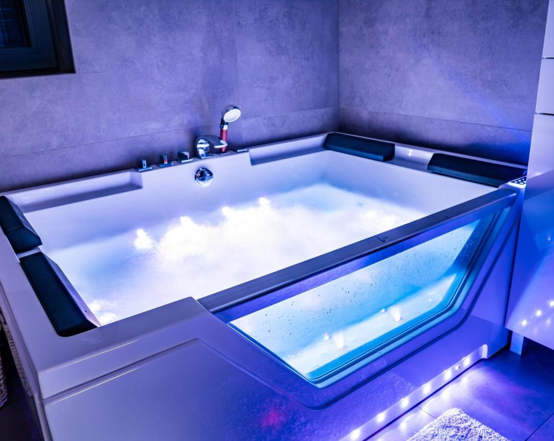 Domek Hot Tub Jacuzzi Chillout Kołobrzeg Kültér fotó